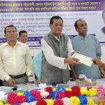 বন বিভাগের অভিযানে চোরাই গর্জন গাছ জব্দ