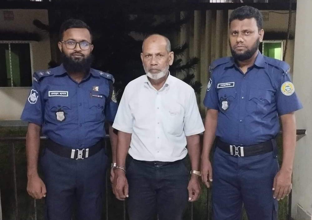 নলছিটিতে ৪০ বছর পর আটক হলো সাজাপ্রাপ্ত আসামী মো: আনোয়ার হোসেন 5 Screenshot 2023 09 26 16 59 20 588 com.facebook.katana2