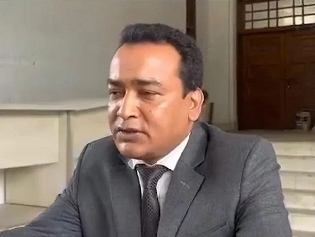 ড. ইউনূস বিচারিক ‘হয়রানির শিকার’, বিবৃতিতে সই করব না: ডেপুটি অ্যাটর্নি জেনারেল 5 bn