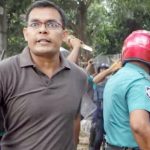 আমতলী উপজেলায় অবৈধ ড্রেজার মেশিন দিয়ে বালু উত্তোলন।