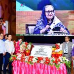 রামগড় থানার মাদক ব্যবসায়ী “পুলিশ কনস্টেবল” ফেনসিডিল সহ আটক