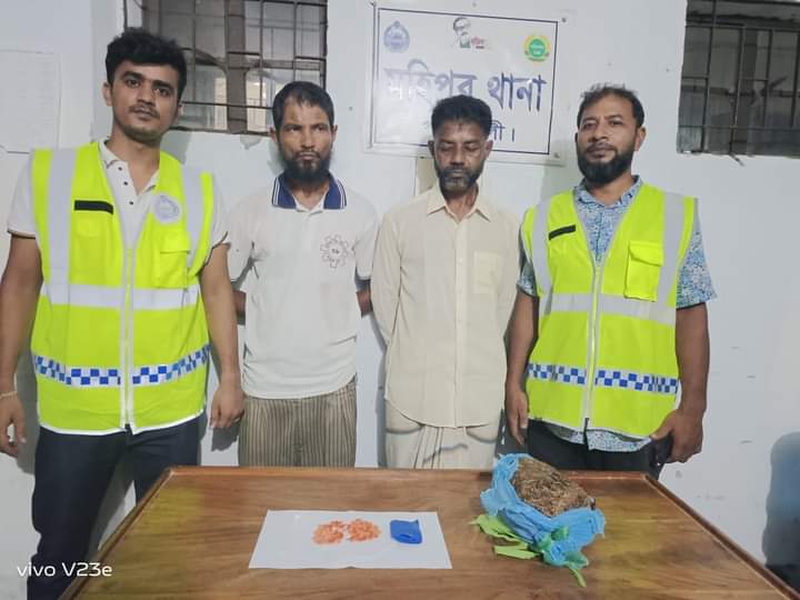 কুয়াকাটায় ডিবি পুলিশ ও থানা পুলিশের অভিযানে পৃথক মাদক ব্যবসায়ী গ্রেপ্তার-৩ 5 IMG 1697224239173