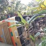 বরিশাল বিশ্ববিদ্যালয়ে  ভেঙে দেওয়া হলো শিক্ষার্থীর হাত