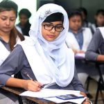 বাংলাদেশে পুরুষের চেয়ে নারীরা বেশি ‘একা’