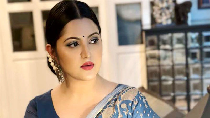 পরীমনি এখন সিঙ্গেল 5 43 2404291222