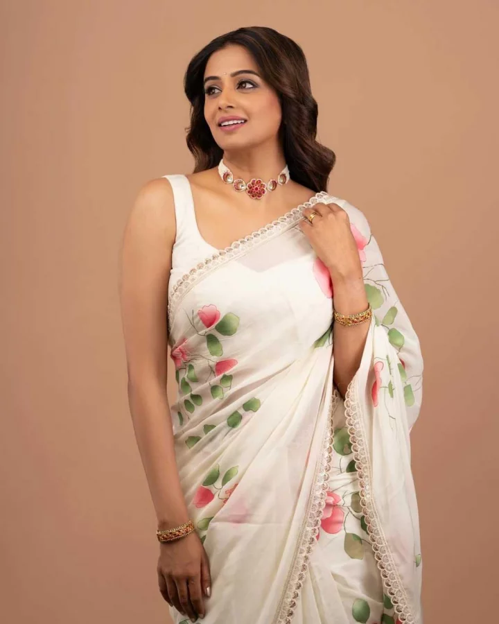 ভারতের জনপ্রিয় অভিনেত্রী প্রিয়ামণির প্রথম পারিশ্রমিক ছিল মাত্র ৫০০ রুপি 5 fe7af4b040dd947cc18c5fb5094bcbbc 661e1c615c85a