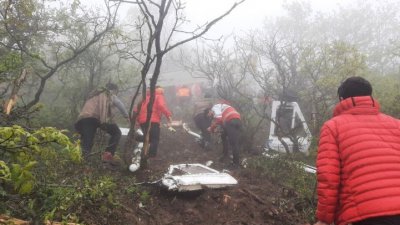 ইরানের প্রেসিডেন্ট রাইসির হেলিকপ্টার বিধ্বস্তের তদন্ত শুরু 5 Capture 5 eebf07fc69ad9fca0efd884c4df1621f