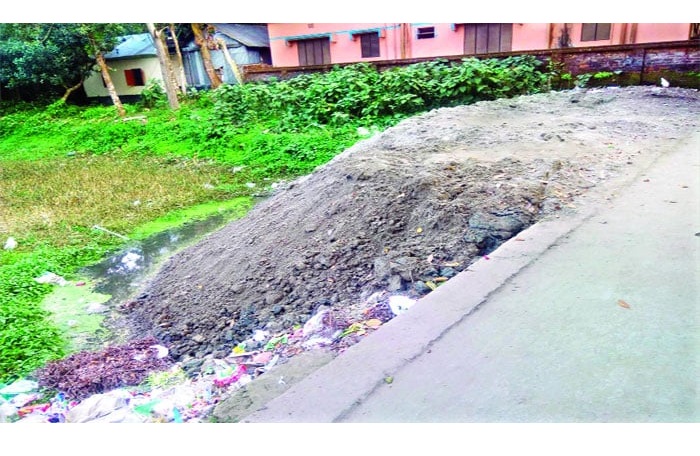 বরিশালের হালিমা খাতুন স্কুলে অনিয়ম ও দুর্নীতির পাহাড়! 9 প্রতীকী ছবি