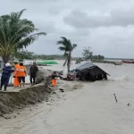 ৫ যাত্রীর মাতলামি নামিয়ে দেওয়া হলো বিমান থেকে