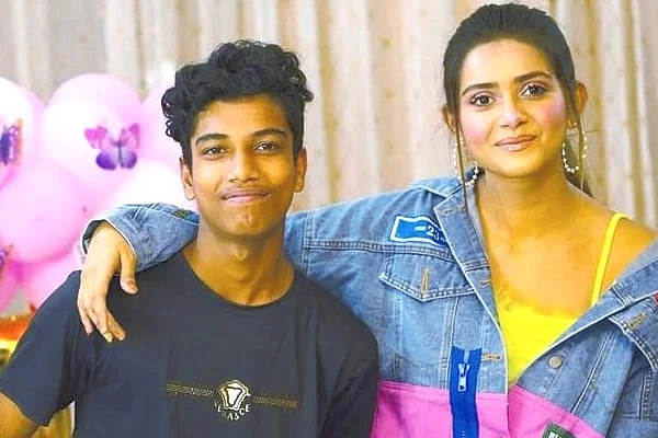 গুলিতে নিহত তানজিন তিশার সহকারী, অভিনেত্রী নিজেই জানালেন ফেসবুকে 5 tanjin tisha