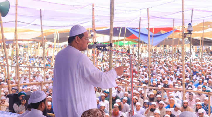 হিন্দুরা এদেশের নাগরিক, তাদের ভালো-মন্দ আমরা দেখব: চরমোনাই মাহফিলে পীর মুফতি সৈয়দ মুহাম্মাদ রেজাউল করীম 5 1732886764.chormonai