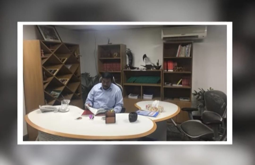 অফিসে বসেই মদ পান করতেন সাবেক সচিব কবির বিন আনোয়ার 5 kabir bin