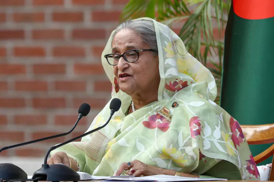 বাংলাদেশে এখন ‘অরাজকতা’ চলছে: শেখ হাসিনা 5 hasina al
