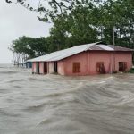 সংস্কার না করায়: বাকেরগঞ্জে কুদেরহাট সড়কের বেহাল দশা