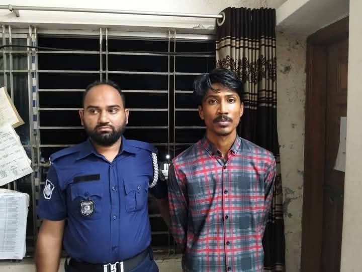 বাকেরগঞ্জে নবীজিকে নিয়ে কটুক্তি করায় সৌরভ দত্ত গ্রেফতার 5 WhatsApp Image 2025 05 17 at 09.12.24 1ead4f94