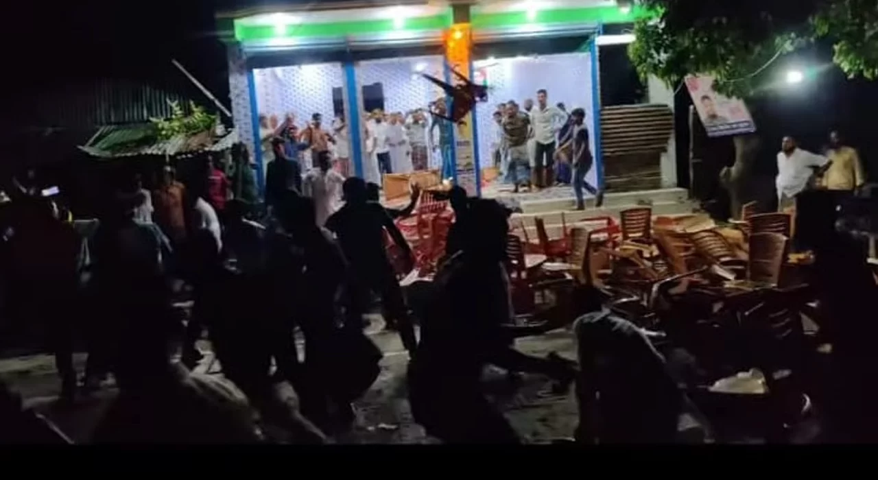 গলাচিপাতে বিএনপি-গণঅধিকার পরিষদের কর্মীদের মধ্যে সংঘর্ষ 5 image 196188 1749763864