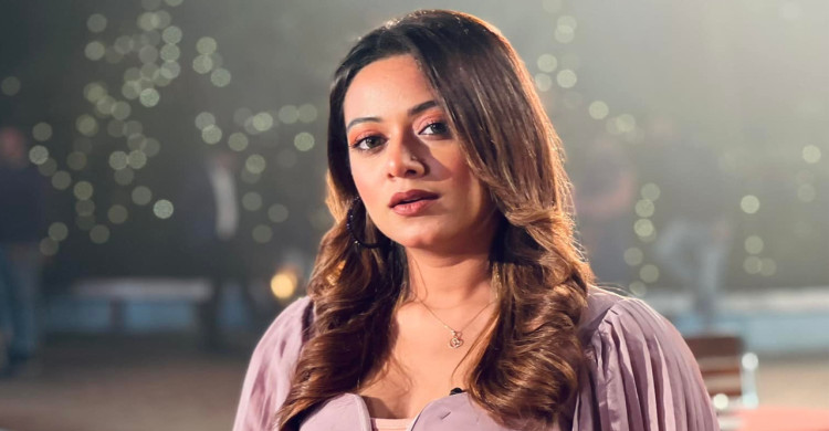 কে খারাপ-কে ভালো, তা এখন বুঝি : দীঘি 4 প্রার্থনা ফারদিন দীঘি