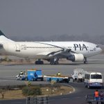 সরকারি কর্মকর্তা হয়েও গানের ভুবনে উজ্জ্বল আরিফ হোসেন বাবু