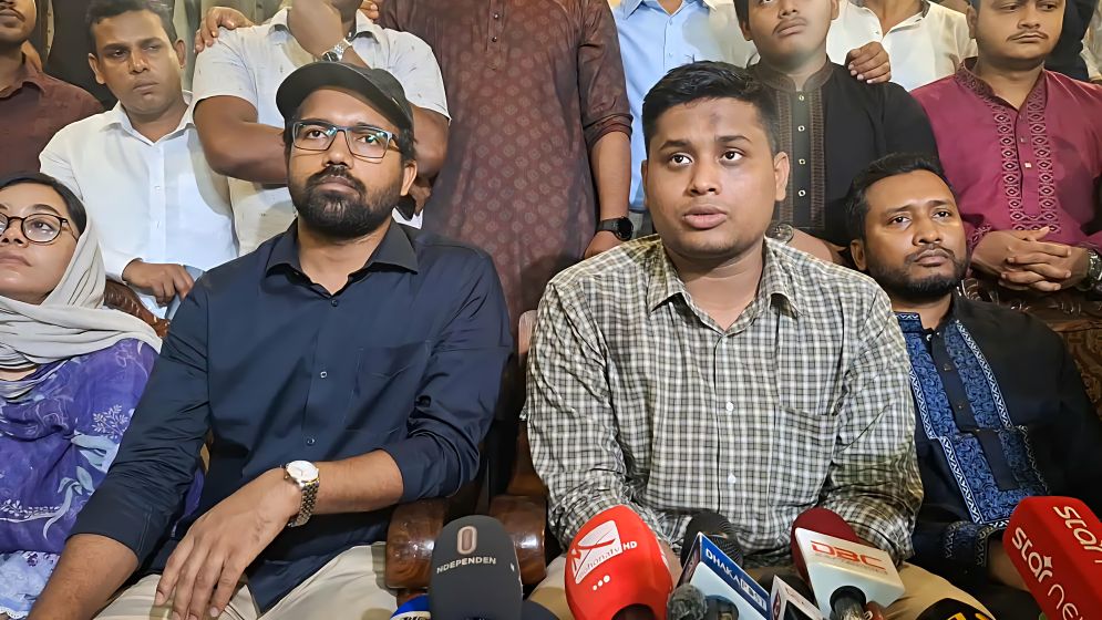 বিএনপি সনদ না দেখে কেন স্বাক্ষর করেছে, প্রশ্ন হাসনাত আবদুল্লাহর 1 received 1569823240688598 690608f17cda0