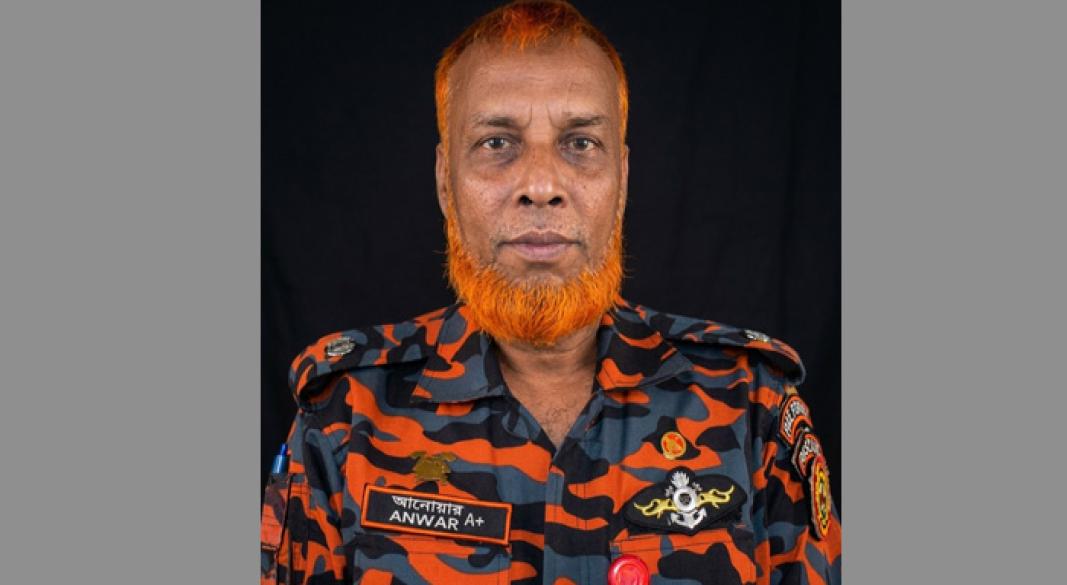 চট্টগ্রাম ফায়ার সার্ভিসের সহকারী পরিচালক আনোয়ার