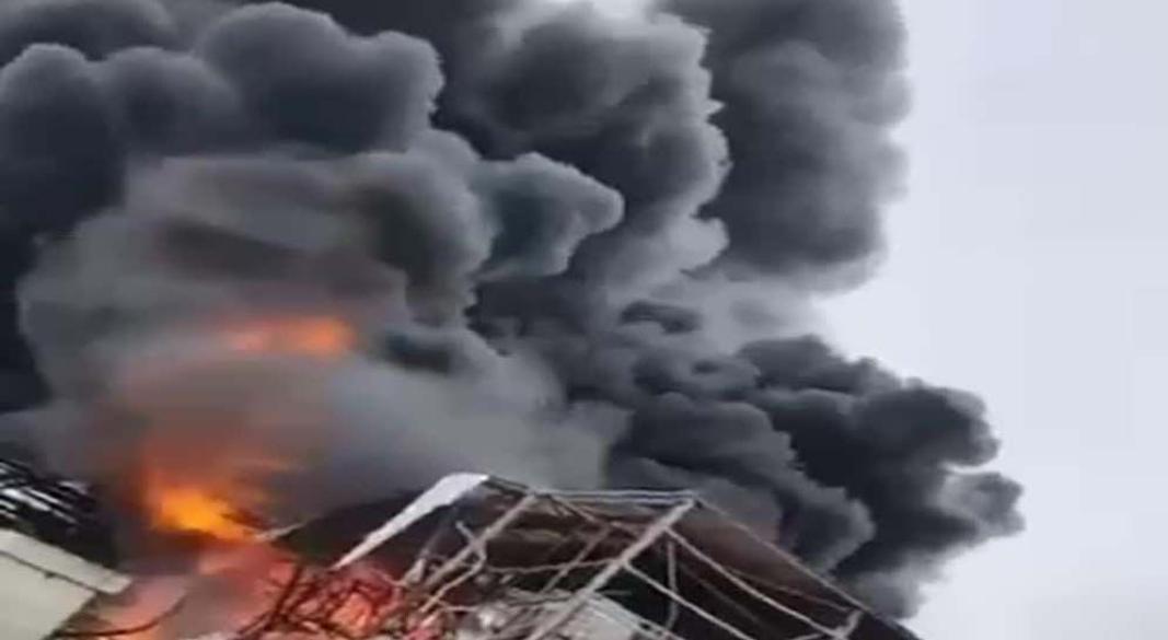 ইসরায়েলের কারখানায় ইরানের হামলা