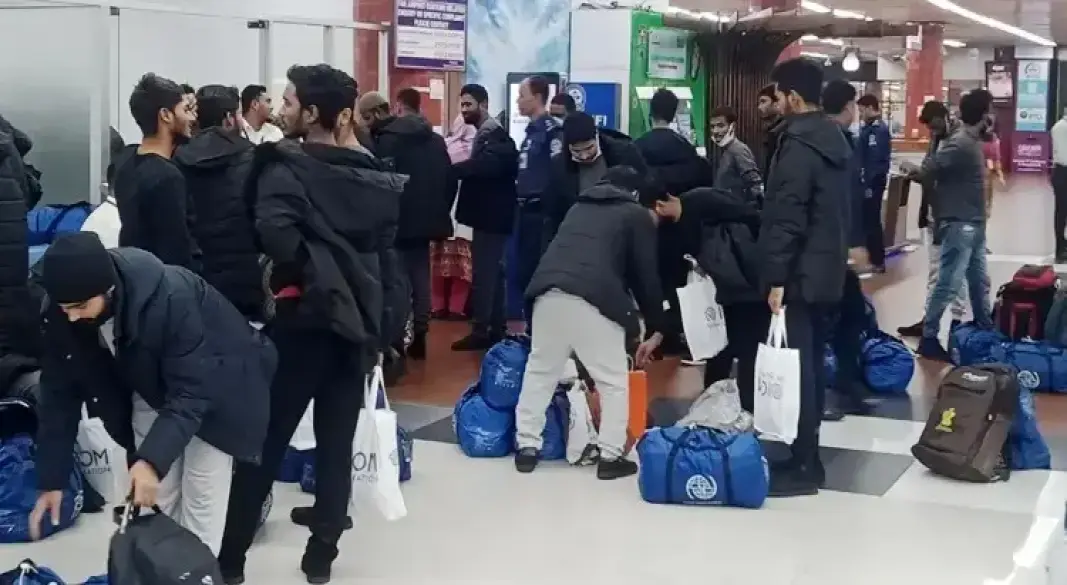 লিবিয়া থেকে দেশে ফিরছেন ১৭৫ বাংলাদেশি