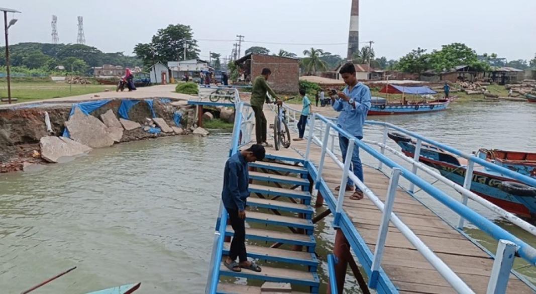 লঞ্চঘাট প্রকল্প উদ্বোধনের ৪ মাসের মাথায় সড়ক ও জেটিতে ধস