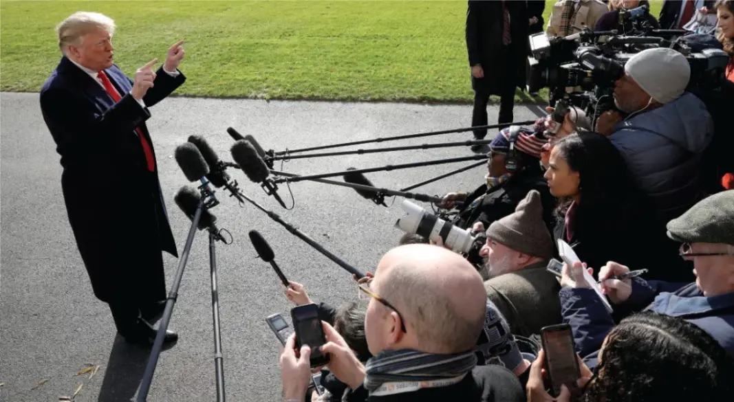 মিডিয়ার লাইসেন্স বাতিল করবেন ট্রাম্প