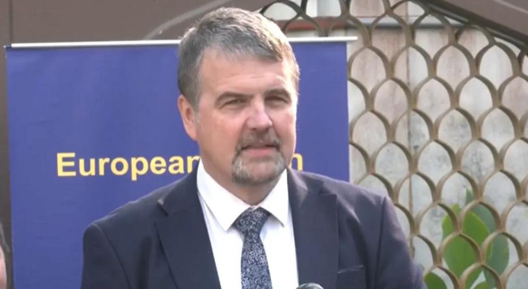 ইভারস আইজাবস।