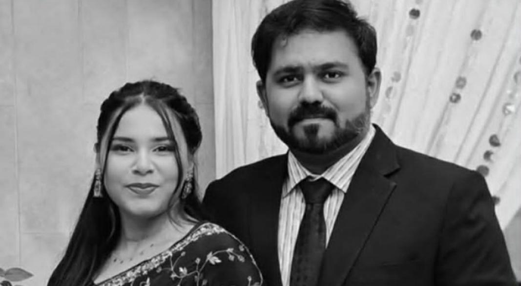 রাজবাড়ীর দৌলতদিয়া ঘাটে পদ্মা নদীতে বাস পড়ে যাওয়ার ঘটনায় নিহত সৌম্য দম্পতি।