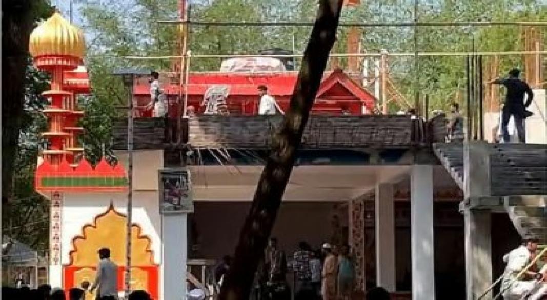 পীর শামীমের মুখমণ্ডলে ১৫টি কোপ