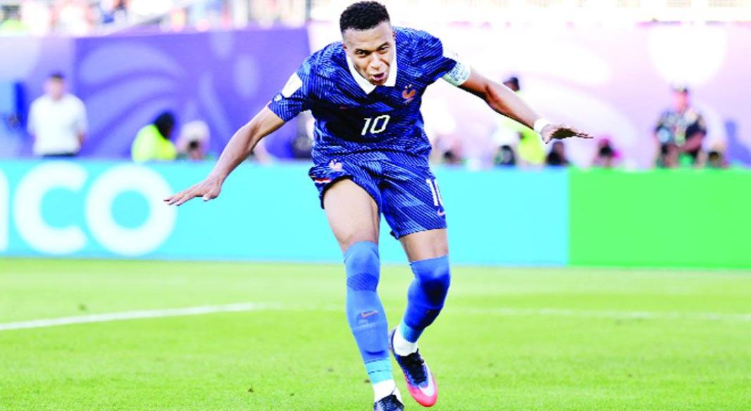 শেষ আটে ফ্রান্স