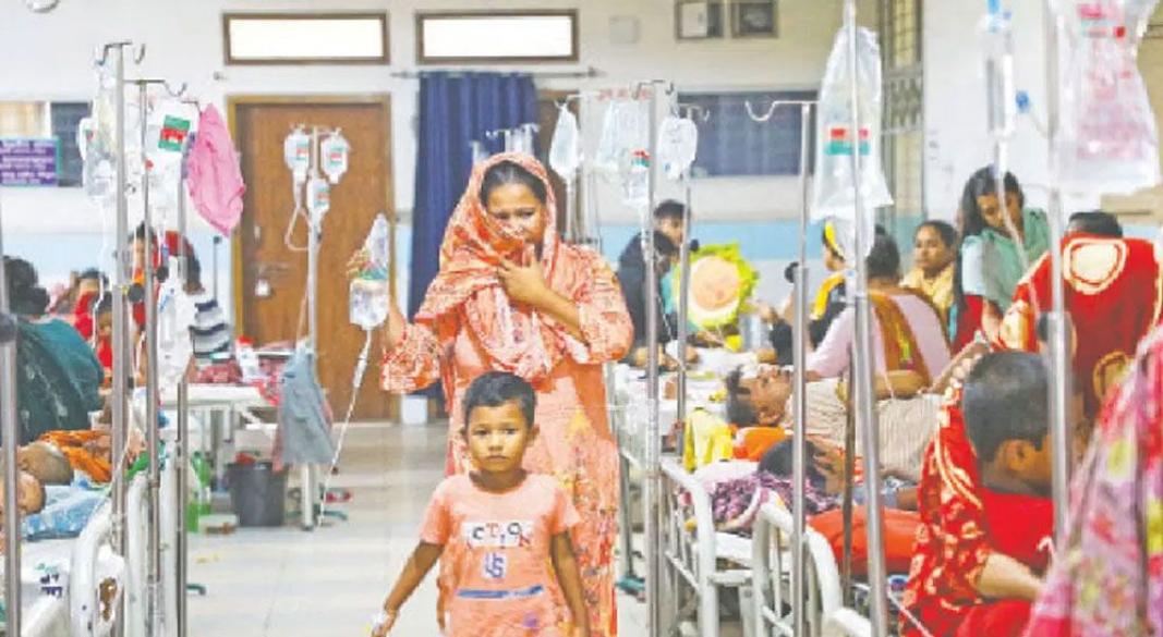 স্বাস্থ্যব্যবস্থা বড় দুর্যোগের মুখে