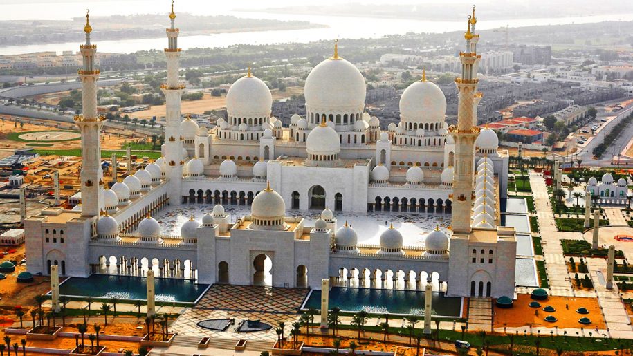 Abu Dhabi Sheikh Zayed Grand Mosque United Arab Emirates