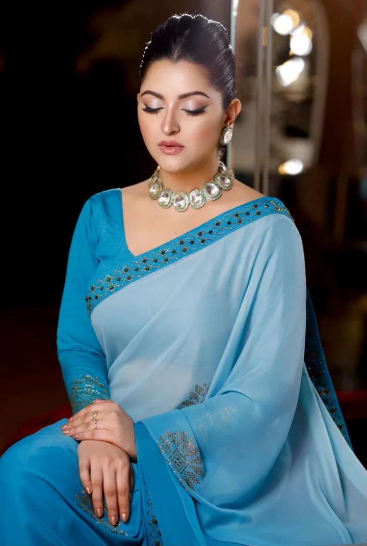ঝেড়ে ফেললেই জীবন সুন্দর: পরীমণি 5 cf02207fdb55ec0aabcf742bebcf8b41 652e11c27c431