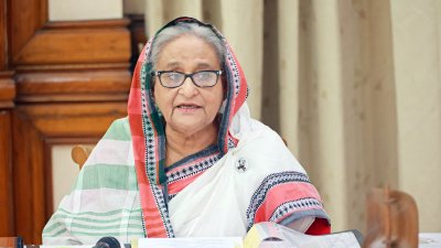 জাতীয় পার্টির ১৬ এমপি দেখা করলেন প্রধানমন্ত্রীর সঙ্গে 5 PM