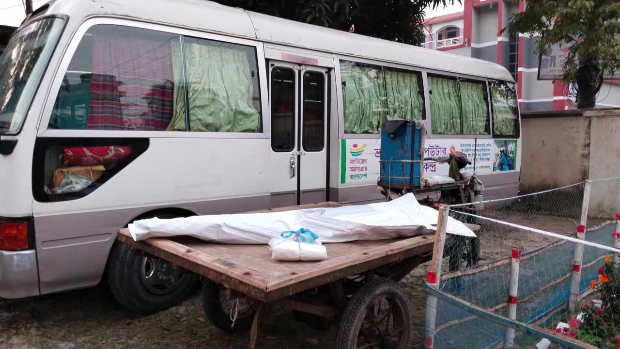 রাজাপুরে পাঁচ সন্তানের জননীর রহস্যজনক আত্মহত্যা 5 0a33660d 7c64 416c 9aca aeead8476fec