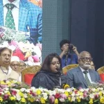 কটাক্ষের শিকার সারা