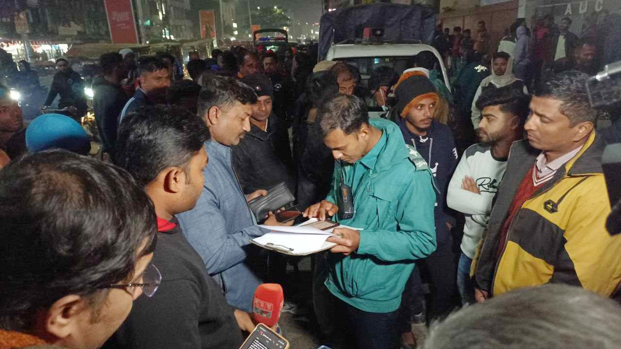 খুলনায় দুর্বৃত্তদের গুলিতে যুবক নিহত 5 94592 fire 20240123212701
