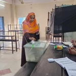 নৌকায় সিল মারার ভিডিও ভাইরাল, প্রিজাইডিং অফিসারসহ ৩ জন আটক