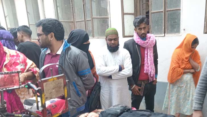 মুকসুদপুরে ছুরিকাঘাতে বিউটি পার্লার কর্মী খুন 5 image 769414 1706713936
