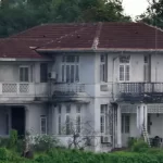 ইয়াঙ্গুনে সুচির ৯ কোটি ডলারের বাড়ি কিনতে আসেনি কেউ