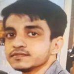 বরগুনায় স্বামী হত্যার বিচার দাবিতে সন্তানদের নিয়ে সাংবাদিকের স্ত্রীর অবস্থান