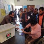 স্বামীর কাছে অদ্ভুত দাবি আরব শেখের স্ত্রীর