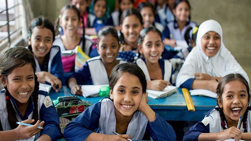 তাপপ্রবাহের মধ্যেও খুলল শিক্ষা প্রতিষ্ঠান, চিন্তিত অভিভাবকরা 5 13605022