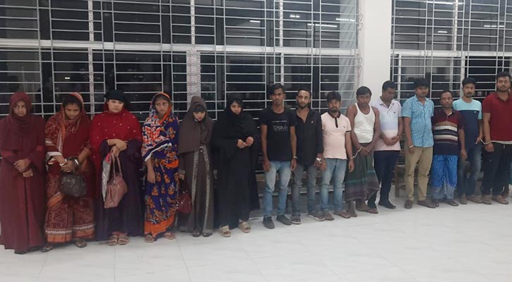 বরিশালে আবাসিক হোটেলে অভিযানে গ্রেপ্তার ১৬ 5 1713294330.1