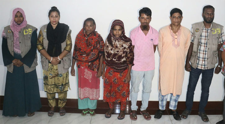বরিশালে যাত্রীবেশে অটো রিকশা ছিনতাই,গ্রেপ্তার-৪ 5 1714318489.Barishal