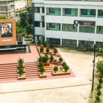 অপূর্ব হয়ে ফোটে জারুল ফুল