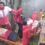 মেয়র তাপসের সামনে কাউন্সিলর রতনকে জুতাপেটা করলেন চামেলী
