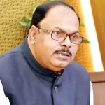 অণ্ডকোশ ফেটে গেছে সাবেক বিচারপতি মানিকের